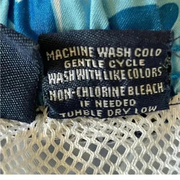 Okanu Surf Dolphine Blue White Boys Swimming Board Short Pants SZ L (7) - Picture 10 of 10